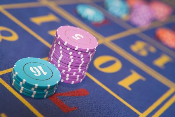 gongbola login app showing live casino tables and payment options