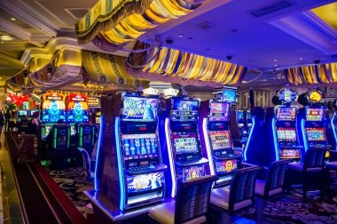 Dragon Tiger Live dealer at gongbola login studio with multi-camera setup